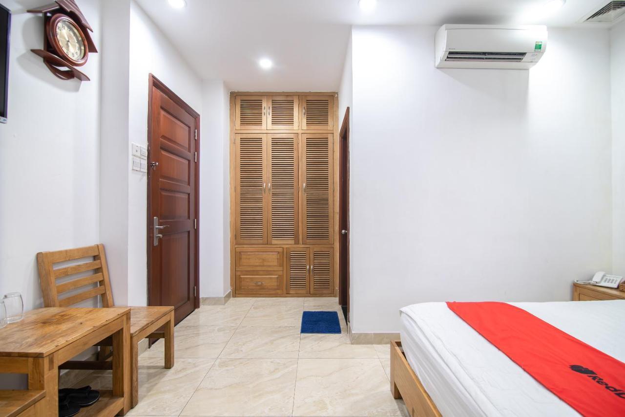 Reddoorz Plus New Sun Hotel Ho Şi Min Exterior foto