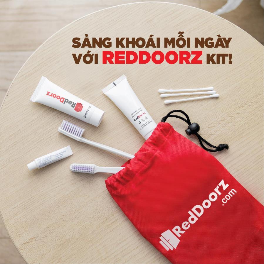 Reddoorz Plus New Sun Hotel Ho Şi Min Exterior foto